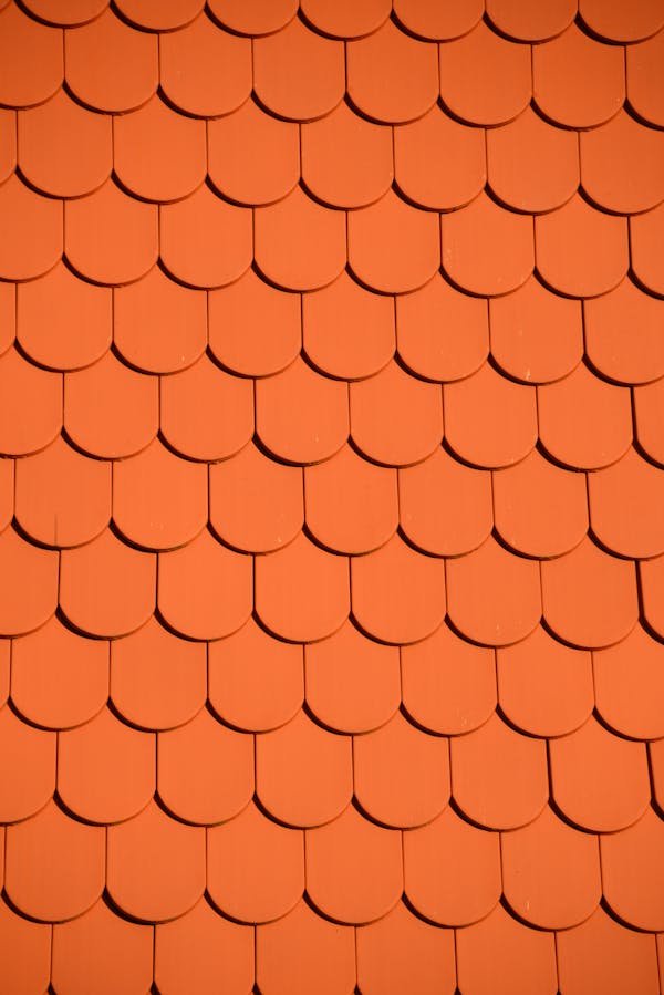 Couvreur nîmes : des experts à votre service pour la toiture